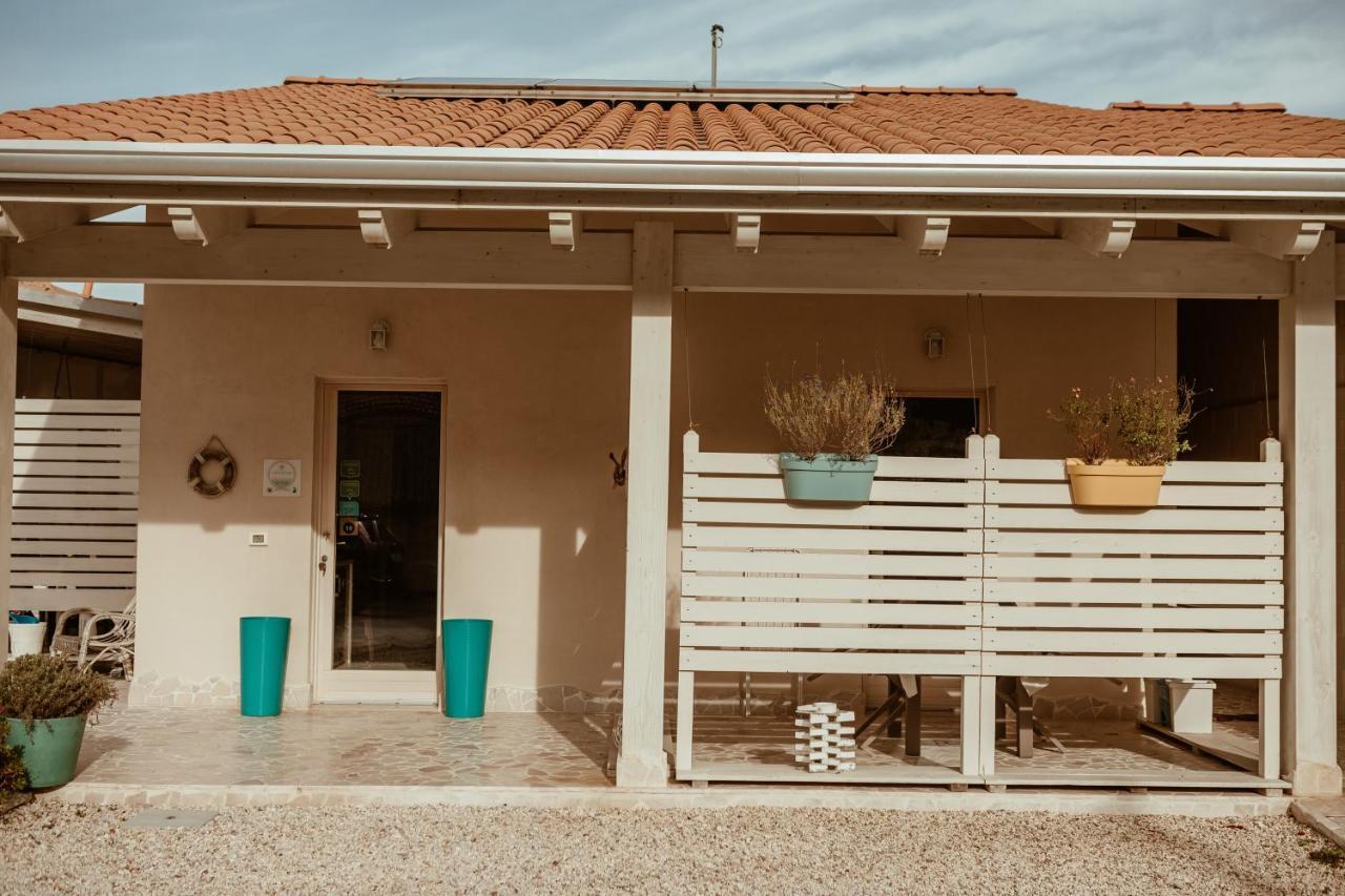 B&B Il Mare In Una Stanza Ortona Bagian luar foto