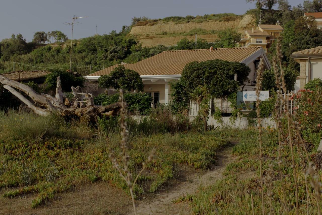 B&B Il Mare In Una Stanza Ortona Bagian luar foto